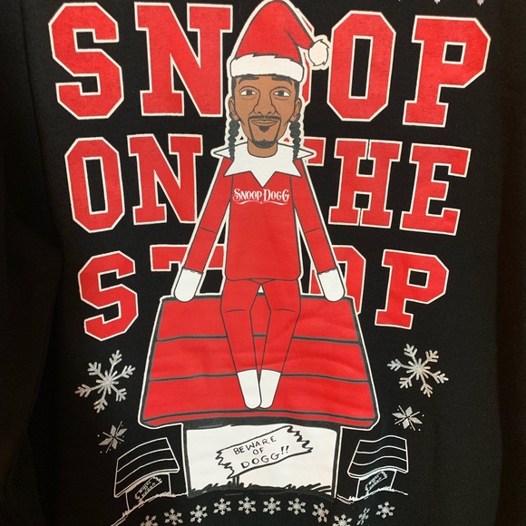 Snoop on the Stoop Christmas Elf Sweatshirt by Dogg Supply NWT - Picture 4 of 8